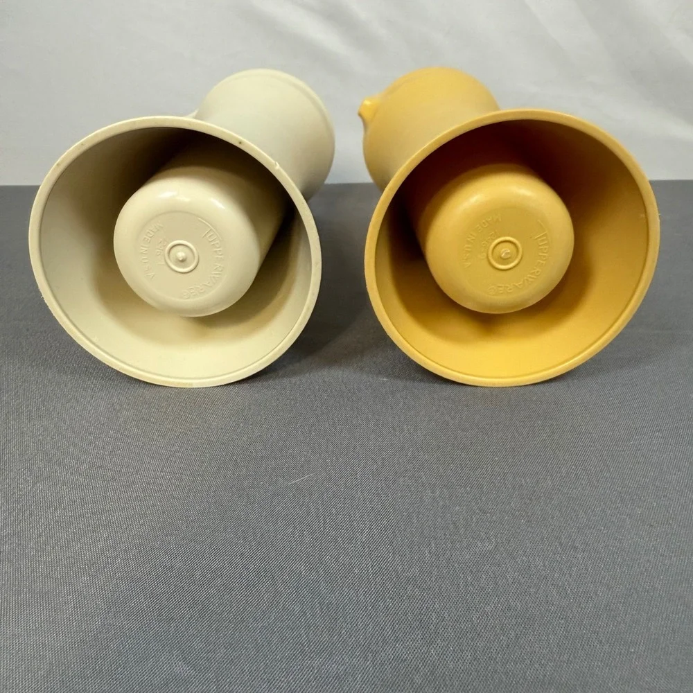 Tupperware Oil And Vinegar Cruet‎ Salad Dressing Set Cream Yellow Vintage